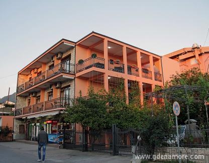 Ferienwohnungen Radosavovic, Privatunterkunft im Ort Šušanj, Montenegro - apartmani Radosavović &amp;amp;amp;amp;amp;amp;amp